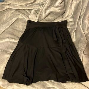 White birch Skirt with built in shorts size M, have a bow, u tie to your liking